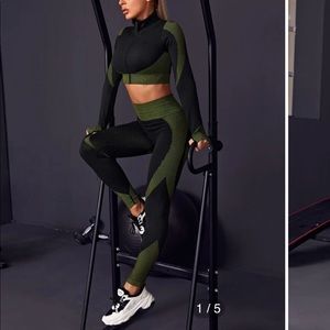 Shein Sport sweatshirt & Legging Size M